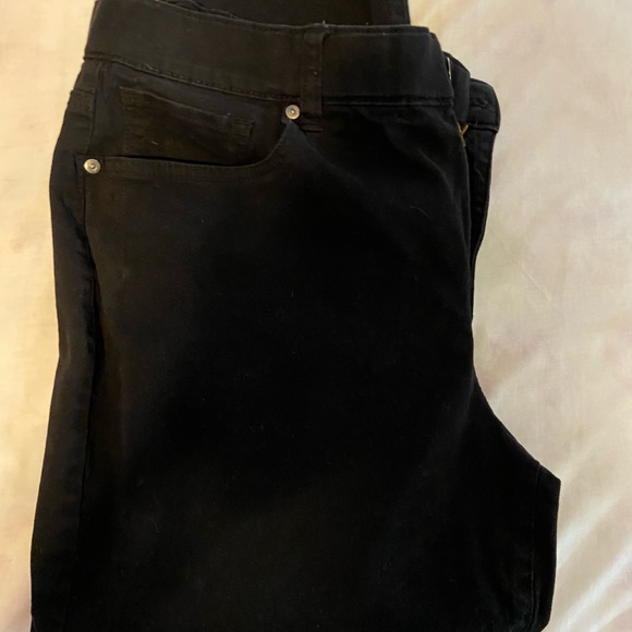 Terra & Sky Pants - Terra & Sky Black Jeans Solid Deep Color